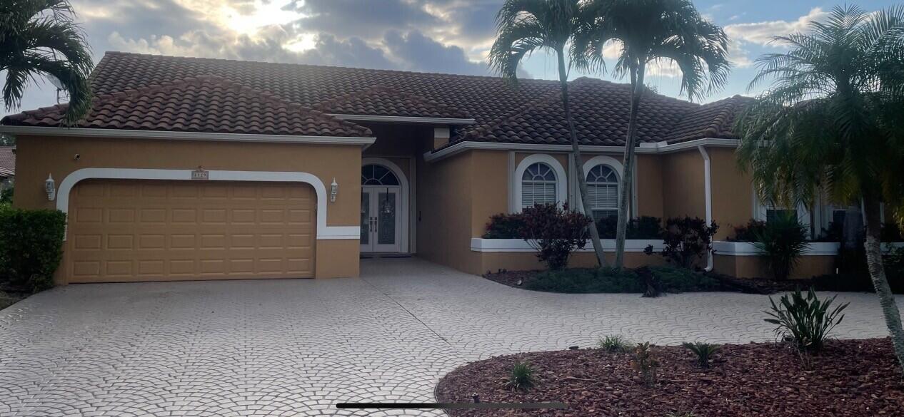 2129 SEA PINES Way