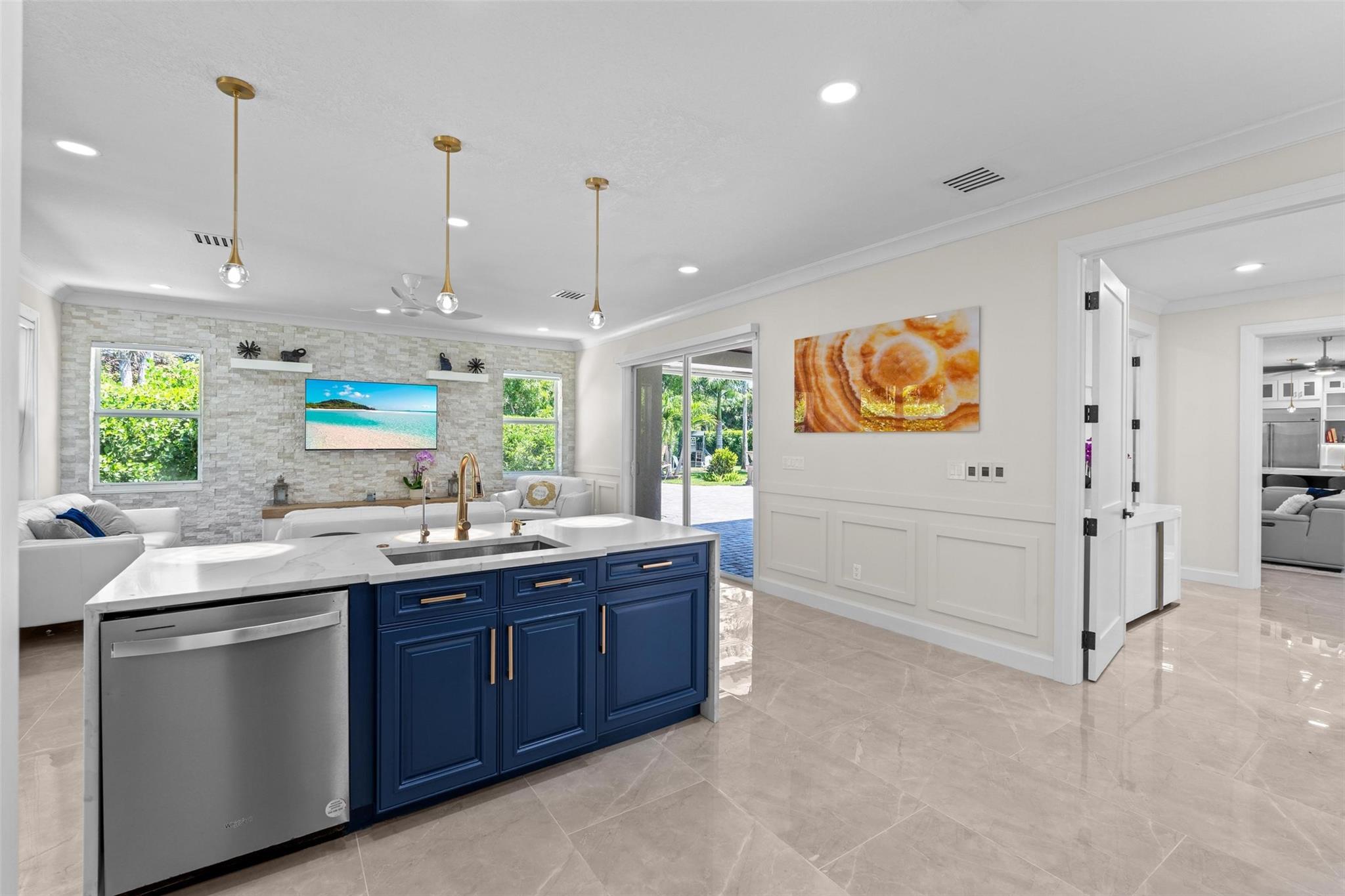 MEADOW WOOD OF THE LANDIN - Residential