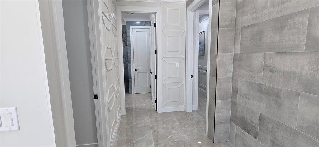 MEADOW WOOD OF THE LANDIN - Residential