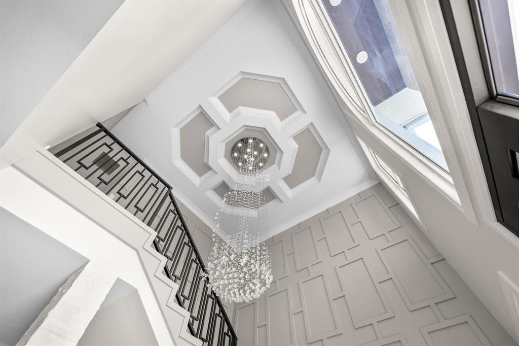 MEADOW WOOD OF THE LANDIN - Residential