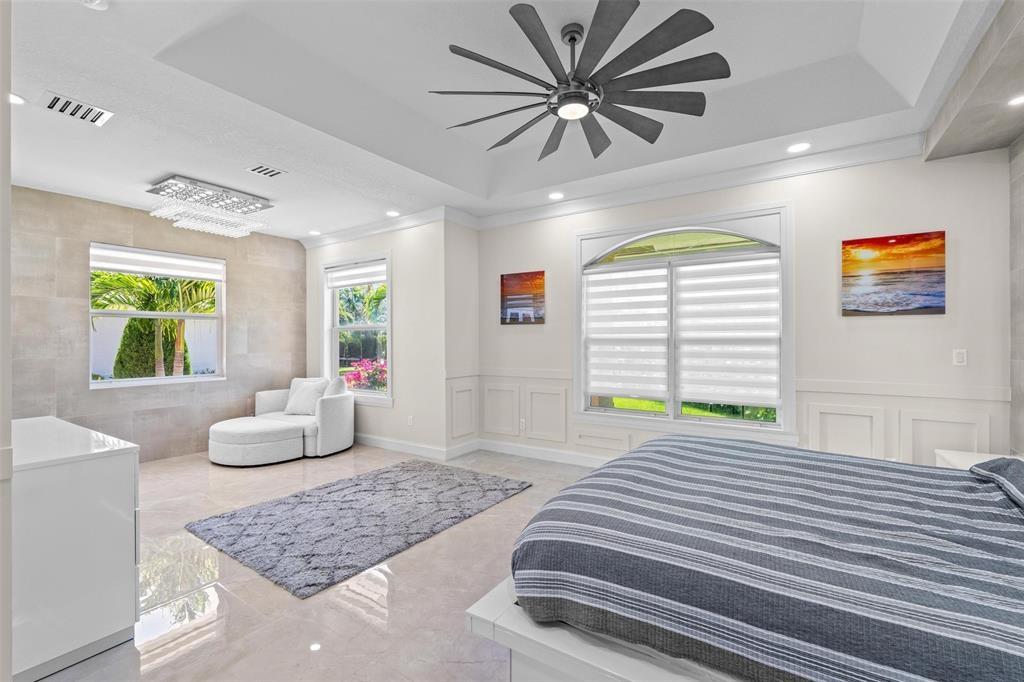 MEADOW WOOD OF THE LANDIN - Residential