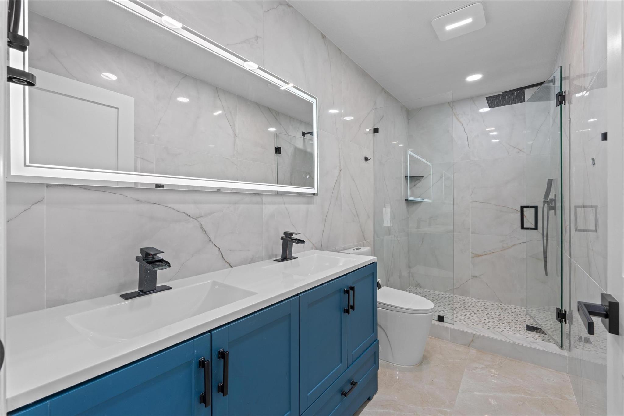 MEADOW WOOD OF THE LANDIN - Residential