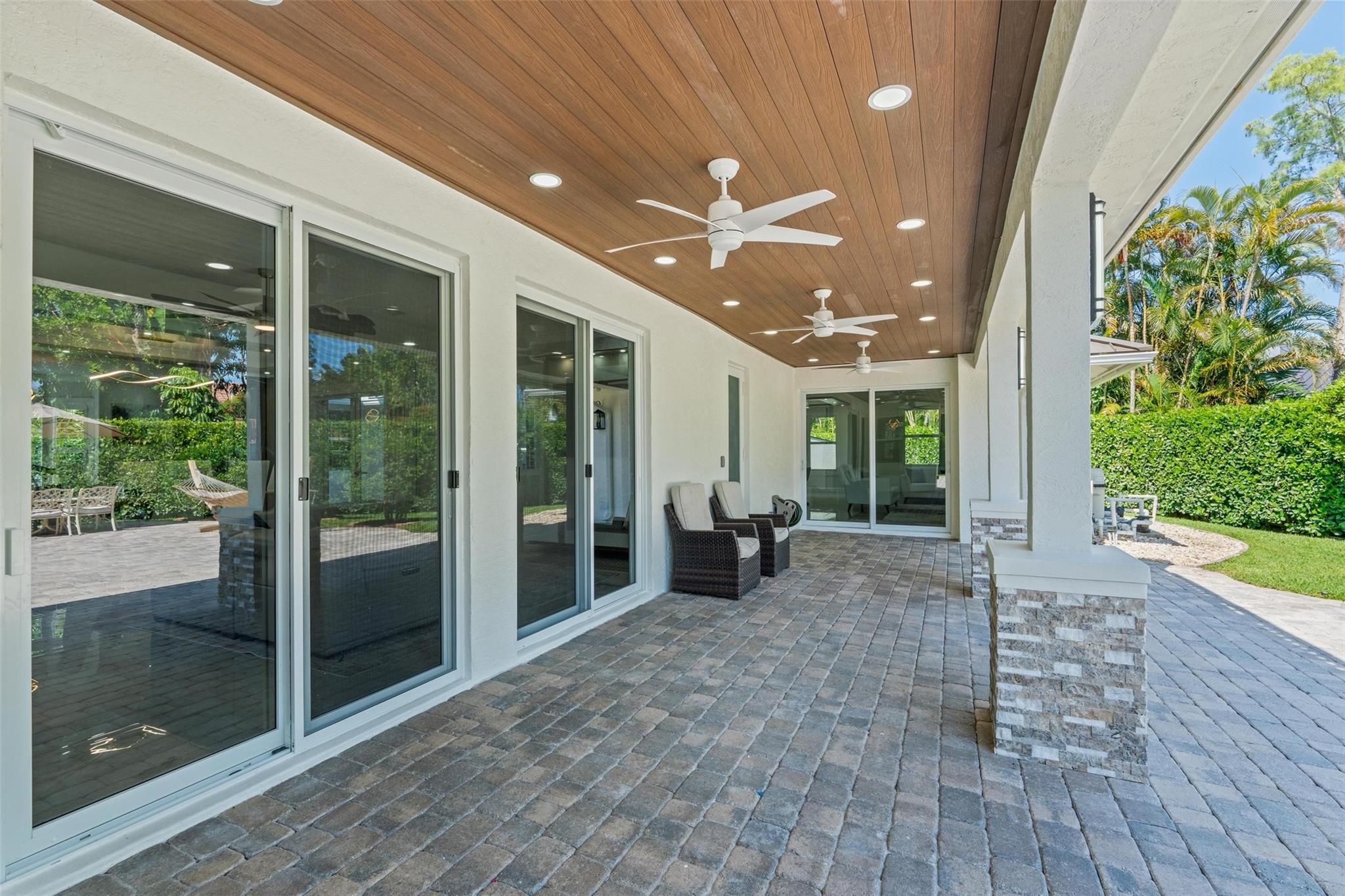 MEADOW WOOD OF THE LANDIN - Residential