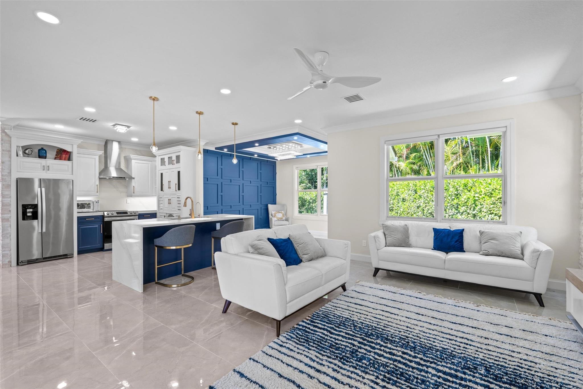 MEADOW WOOD OF THE LANDIN - Residential