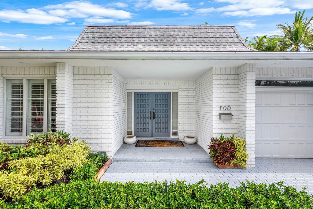 Photo of 1100 N Ocean Boulevard, Gulf Stream, FL 33483 (MLS # B26025875)
