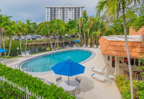 A home in Wilton Manors