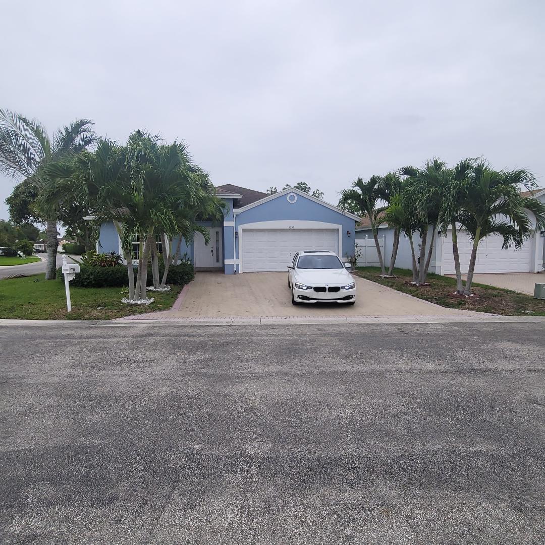 1652 Crooked Stick Way