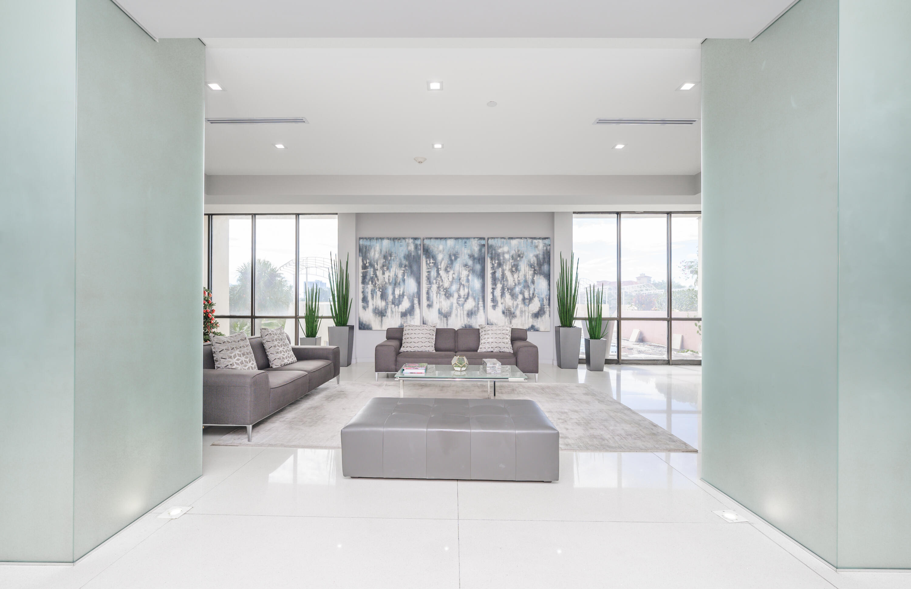 CORONADO CONDO- TOWER II - Residential