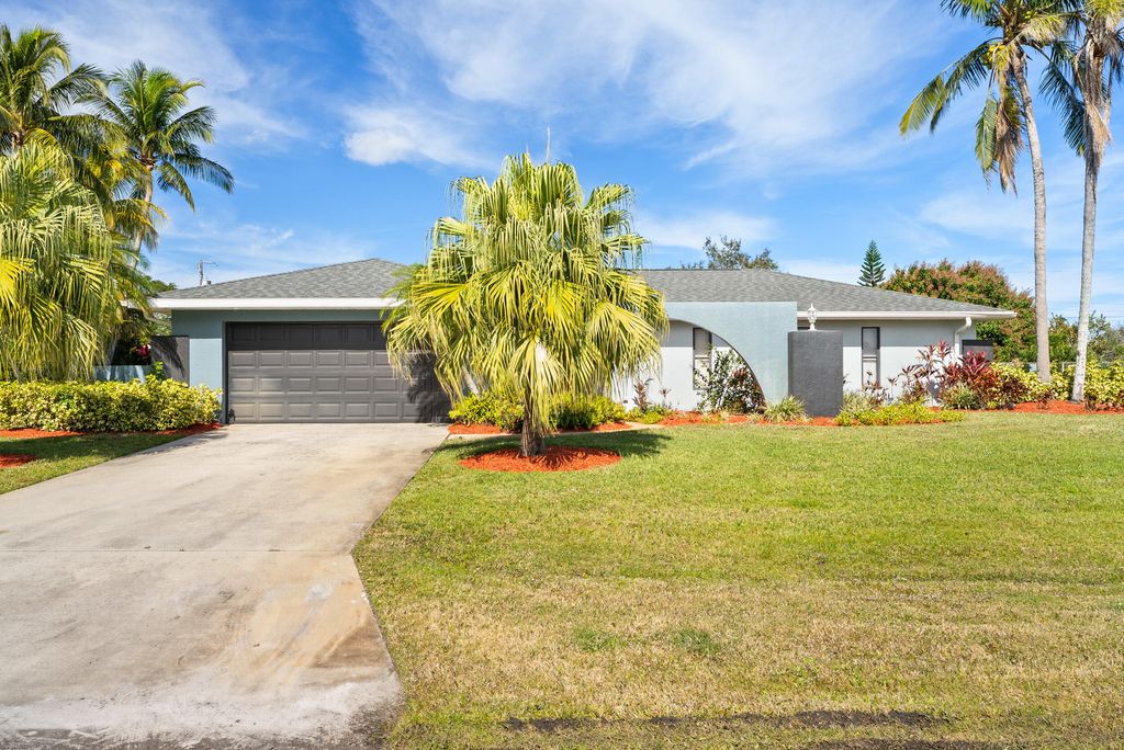Photo of 1721 SE Canora Road, Port Saint Lucie, FL 34952 (MLS # R11056849)