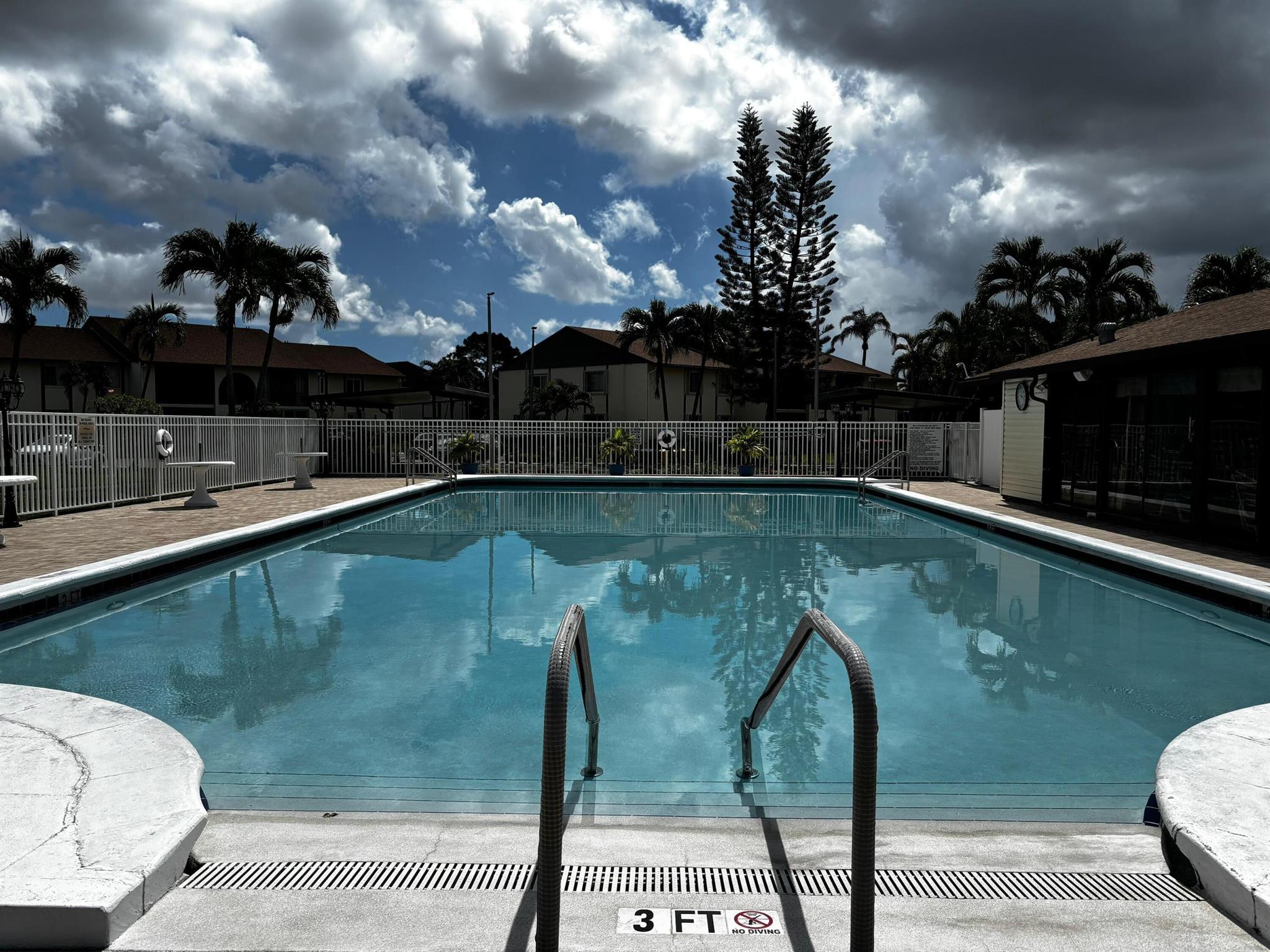 Pine Rigge IV - Residential