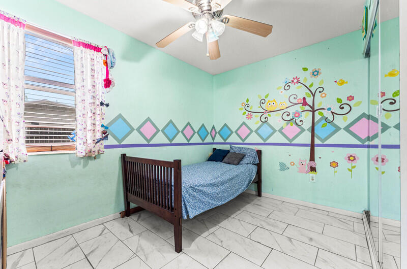 PALM SPRINGS VILLAGE 1 - Residential