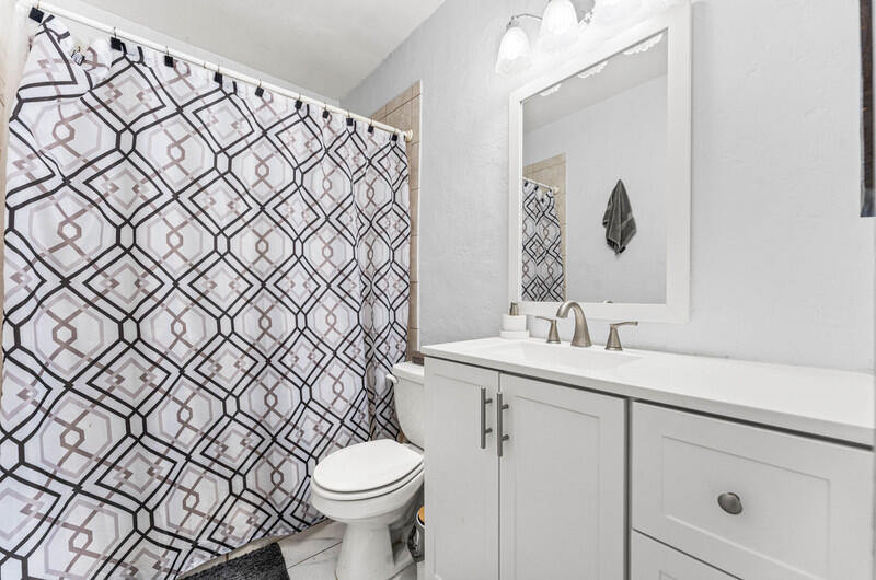 PALM SPRINGS VILLAGE 1 - Residential