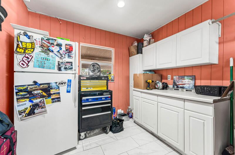 PALM SPRINGS VILLAGE 1 - Residential