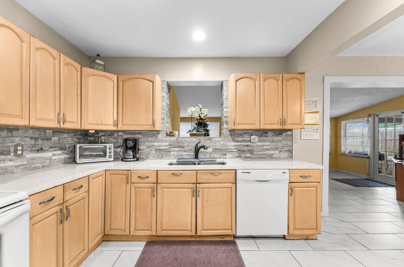 PALM SPRINGS VILLAGE 1 - Residential