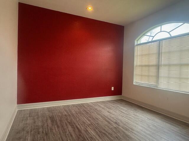 PINE GROVE TOWNHOMES - Residential Lease