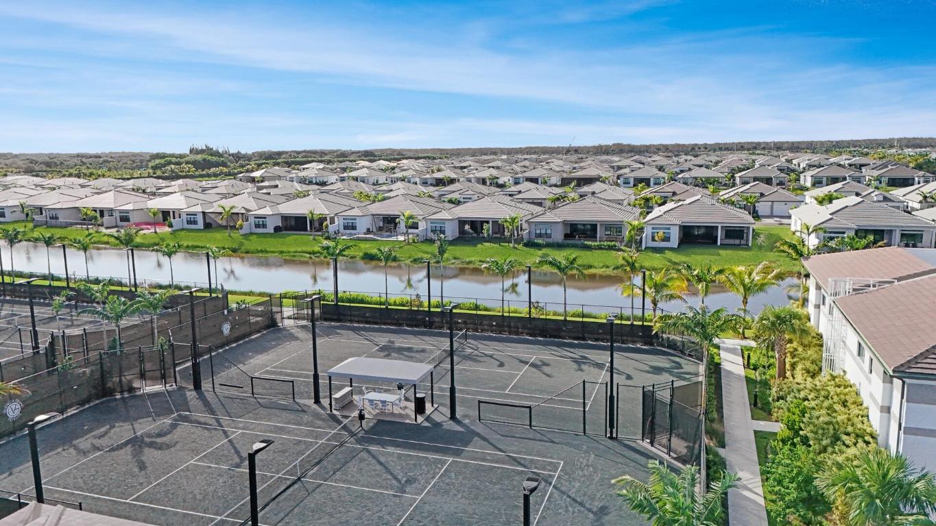 Valencia Grand - Residential