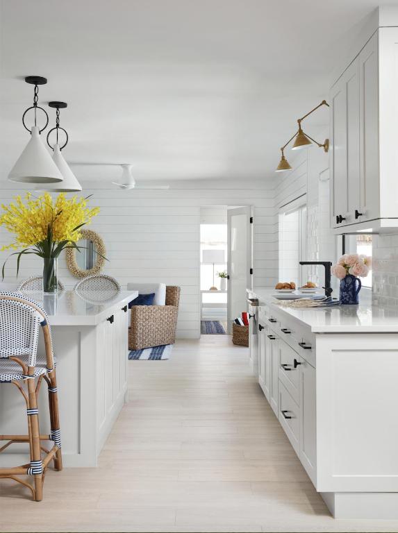 LEWIS SHORE ESTATES 3 - Residential Lease