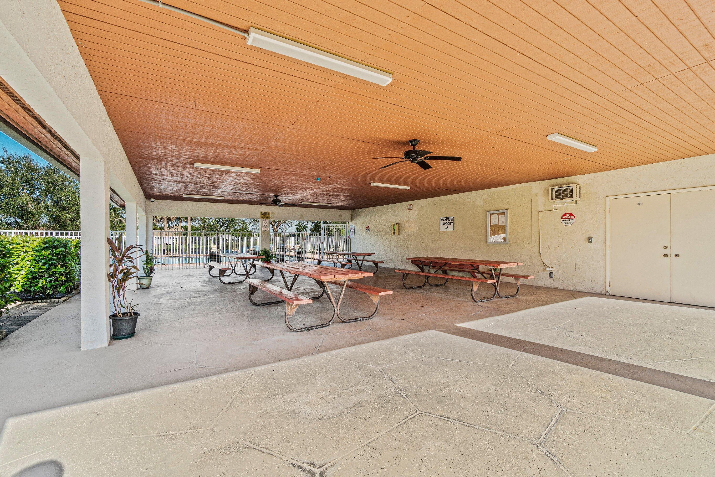 STONEHAVEN - Residential