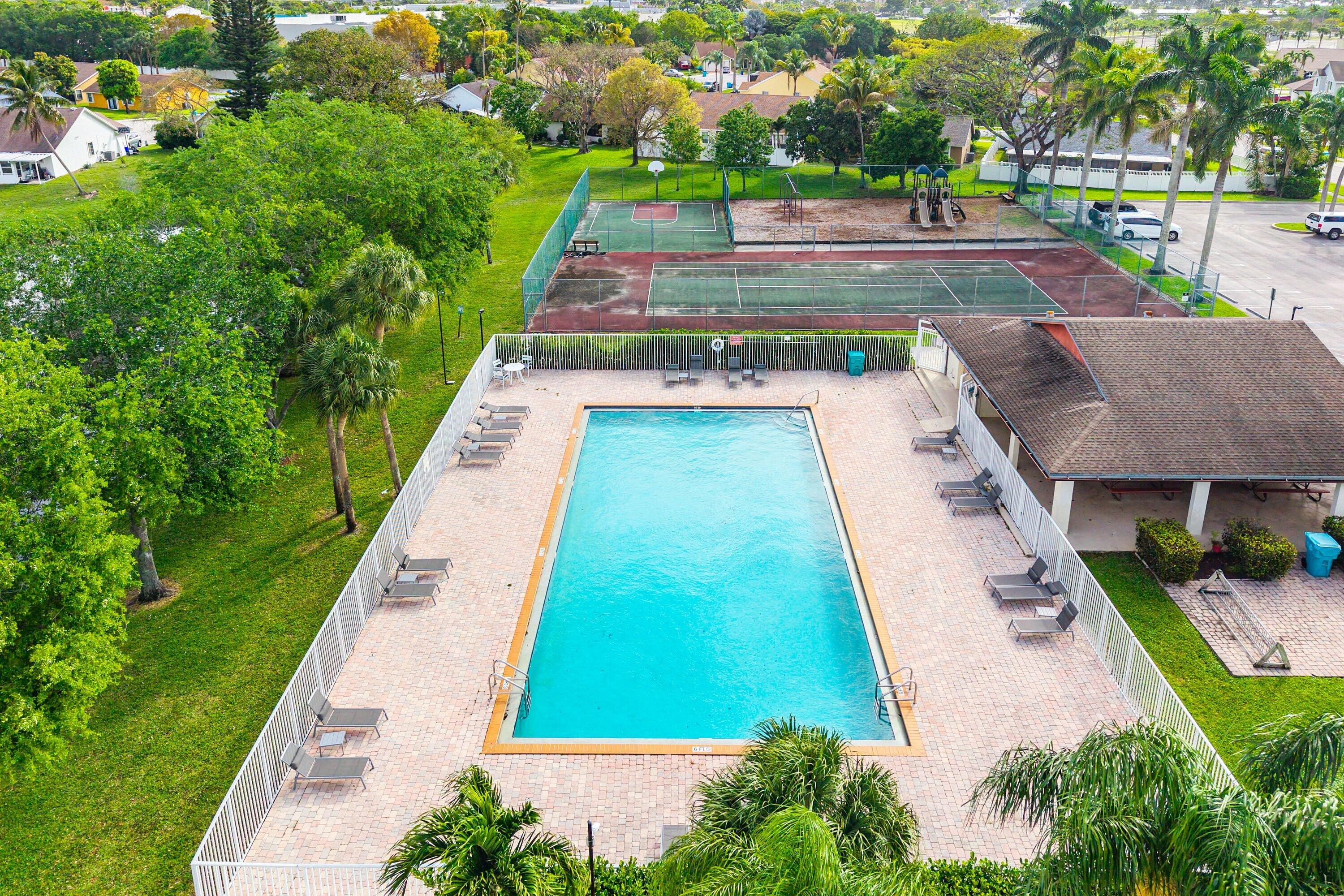 STONEHAVEN - Residential