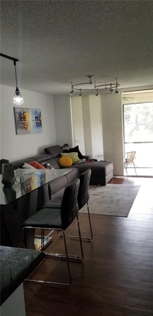 CASCADES OF LAUDERHILL 2 - Residential Lease