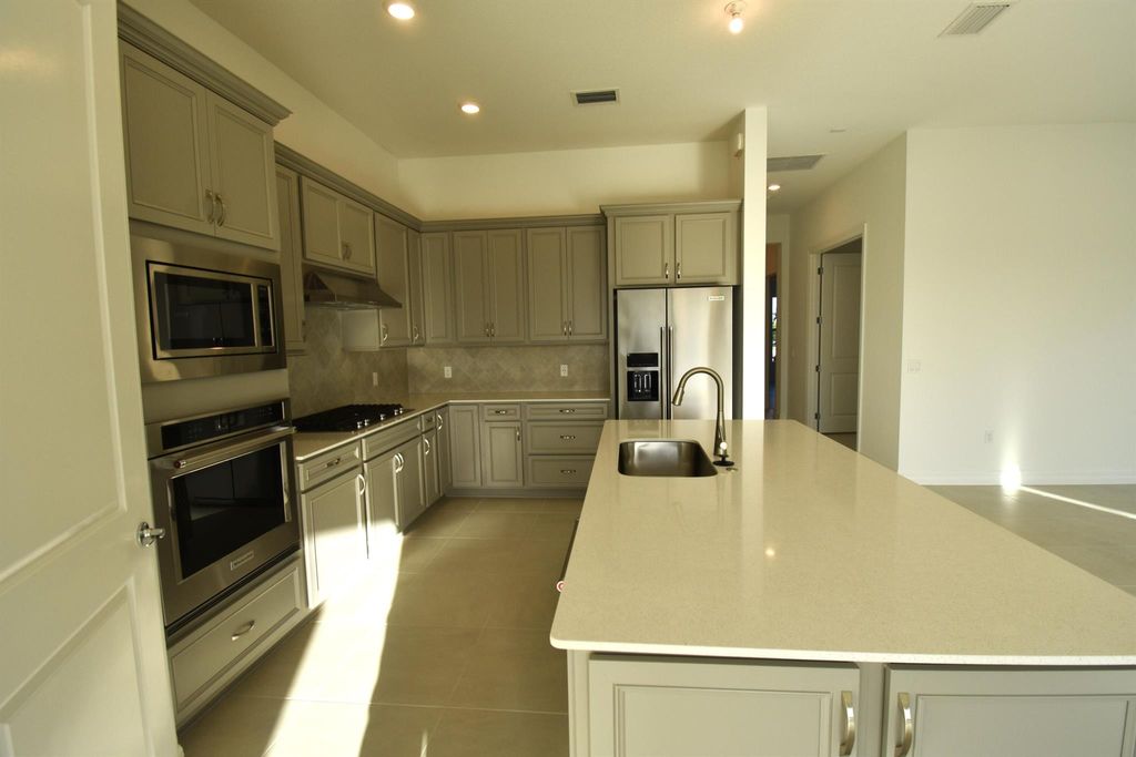 Photo of 10768 Northbrook Circle, Palm Beach Gardens, FL 33412 (MLS # R11033002)