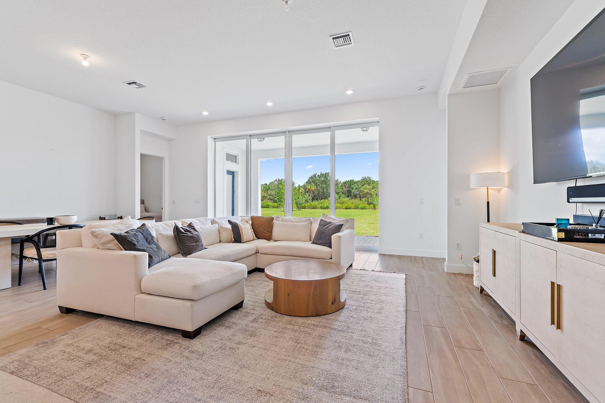 20161 SE Bridgewater Drive