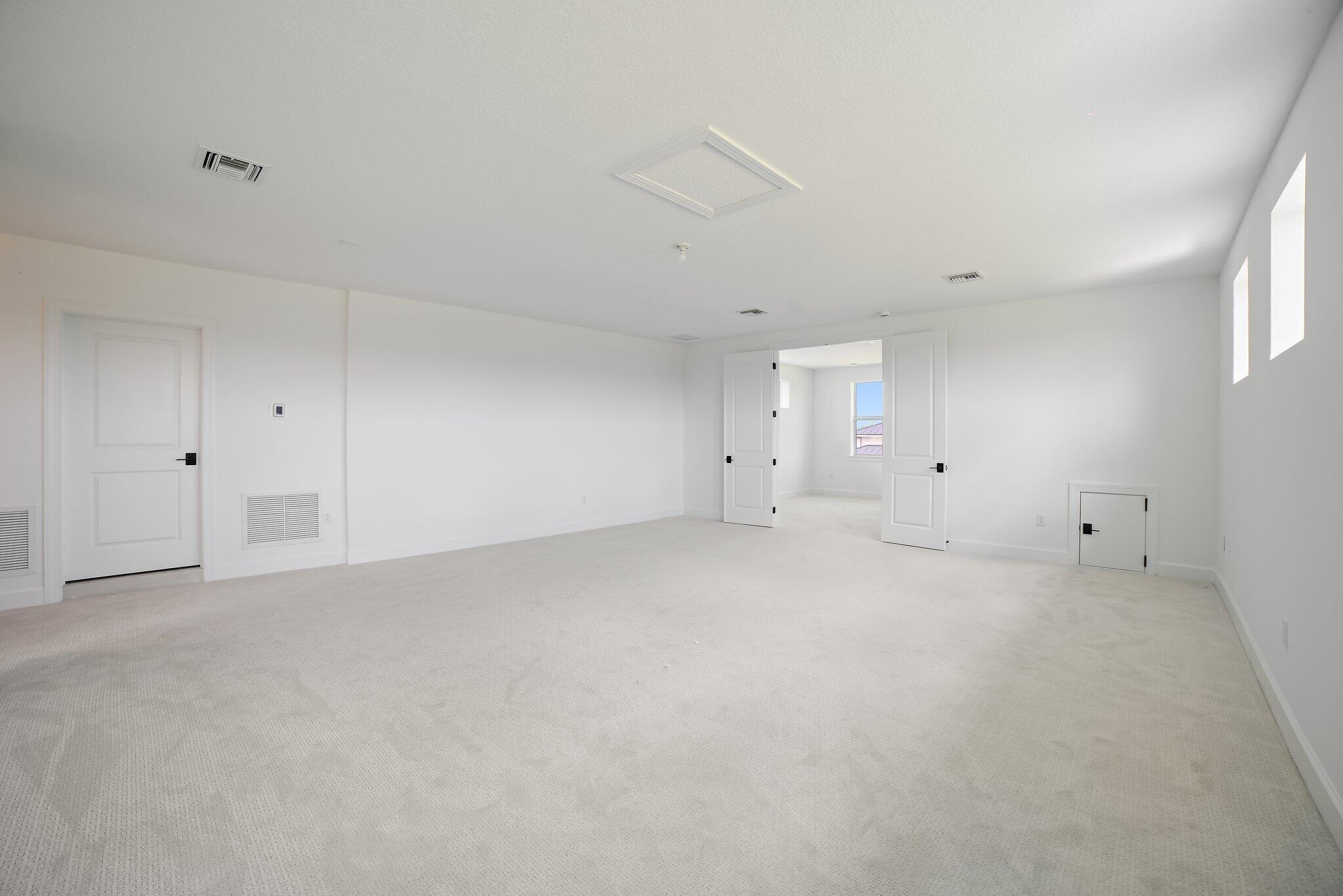 BRIDGEWATER PRESERVE - Residential