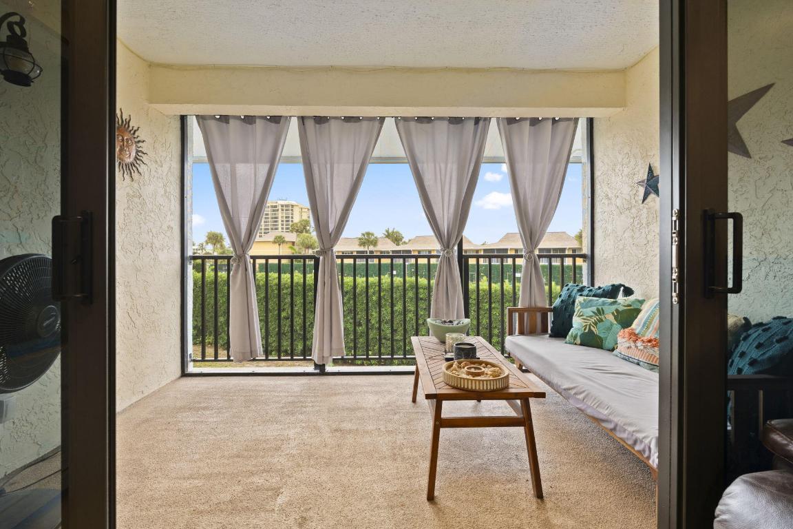 OCEAN VILLAS I CONDOMINIUM - Residential