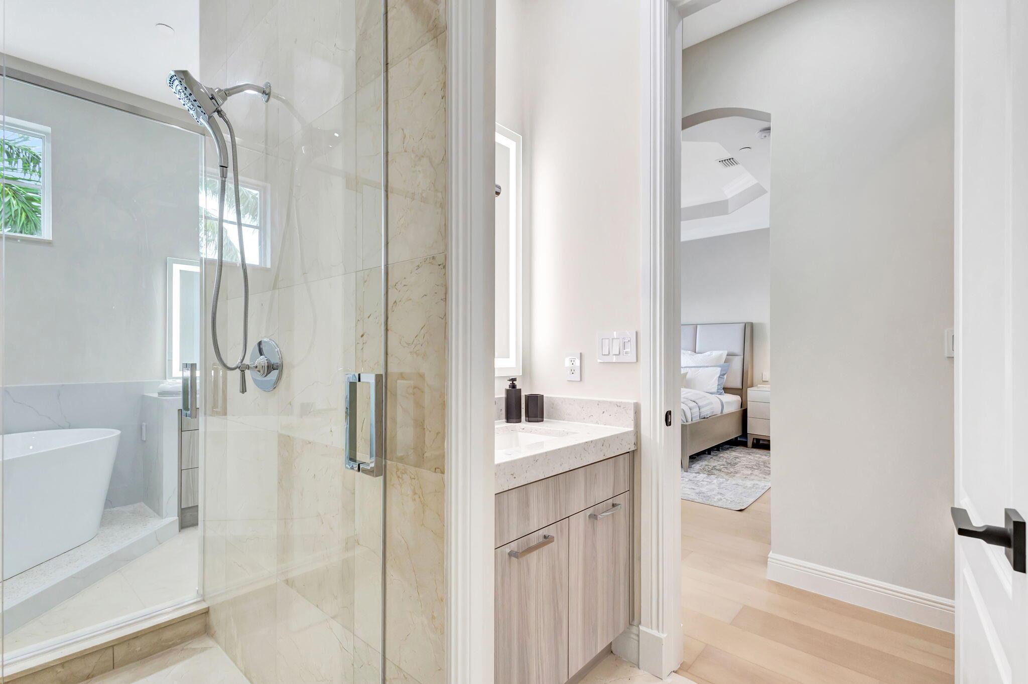 MARINA GARDENS - Residential