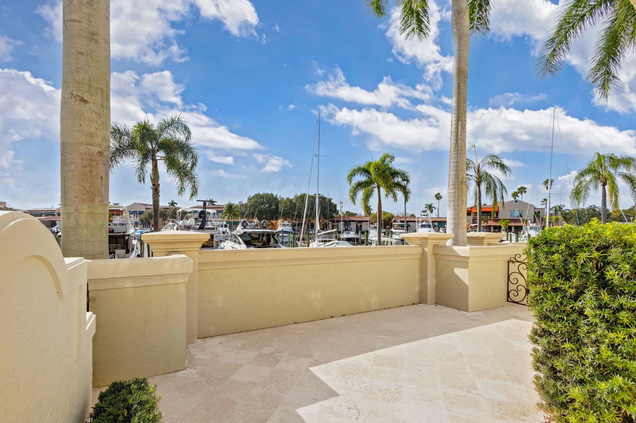 MARINA GARDENS - Residential