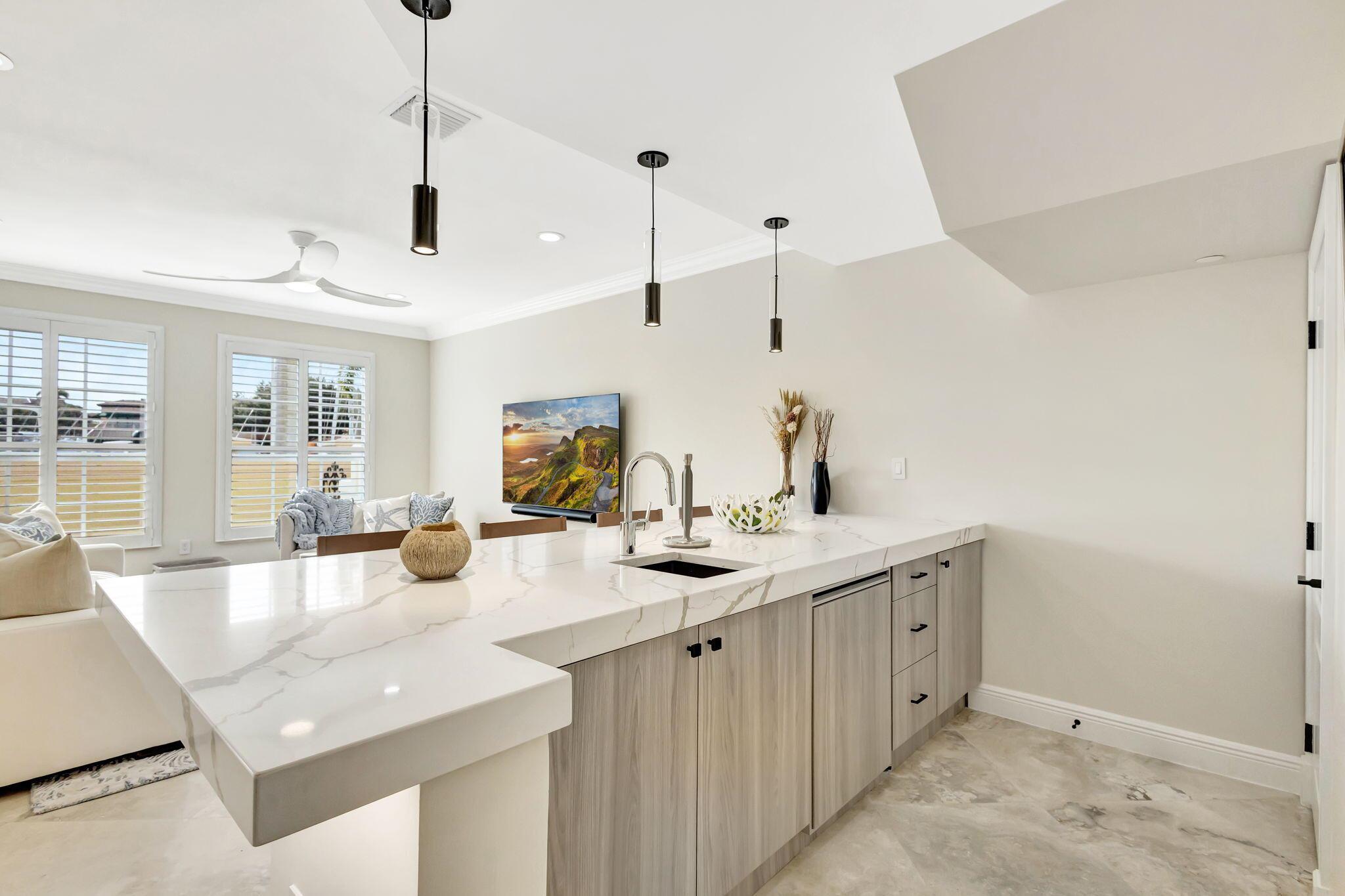 MARINA GARDENS - Residential