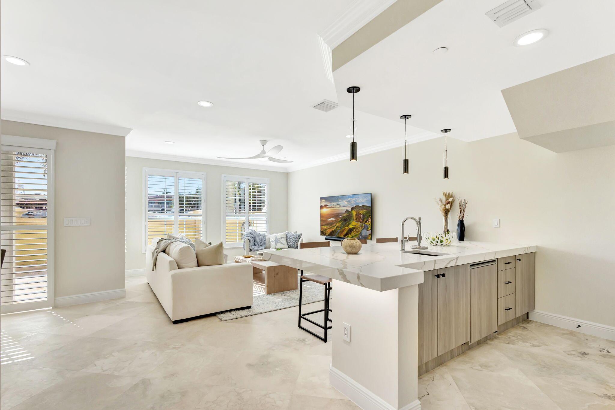 MARINA GARDENS - Residential