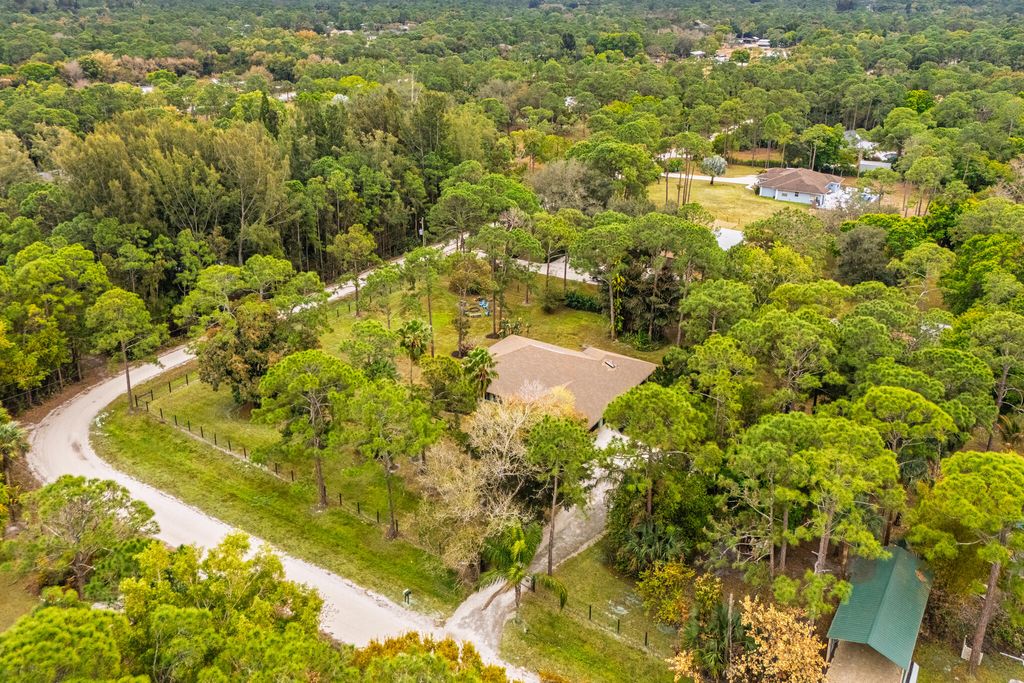 Photo of 13174 174th Court N, Jupiter, FL 33478 (MLS # R11164417)