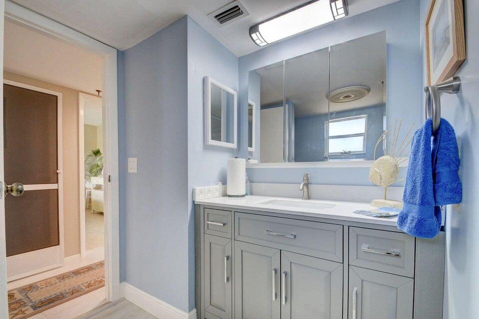 AMBASSADOR I CONDO - Residential