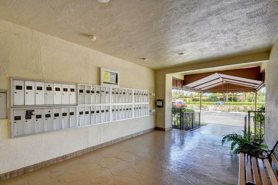 AMBASSADOR I CONDO - Residential