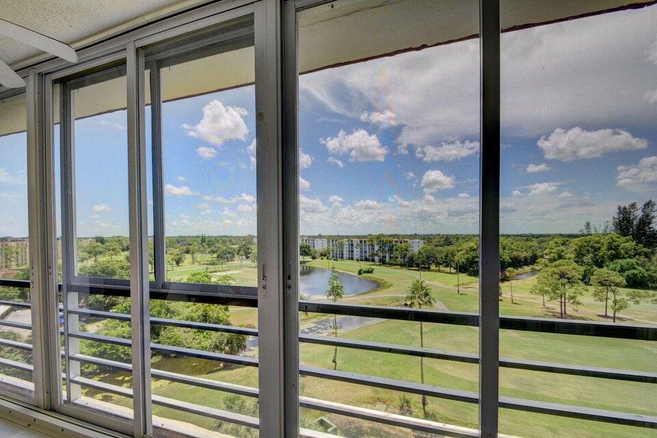 AMBASSADOR I CONDO - Residential