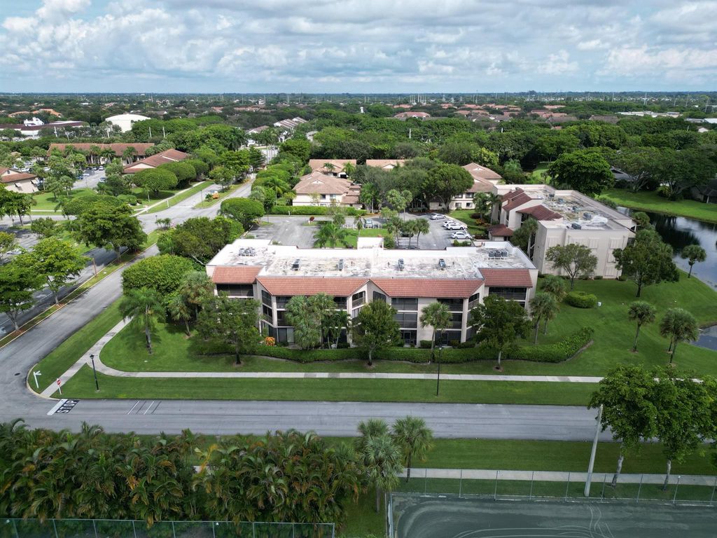 Photo of 10110 Cedar Point Boulevard #105, Boynton Beach, FL 33437 (MLS # R10927820)