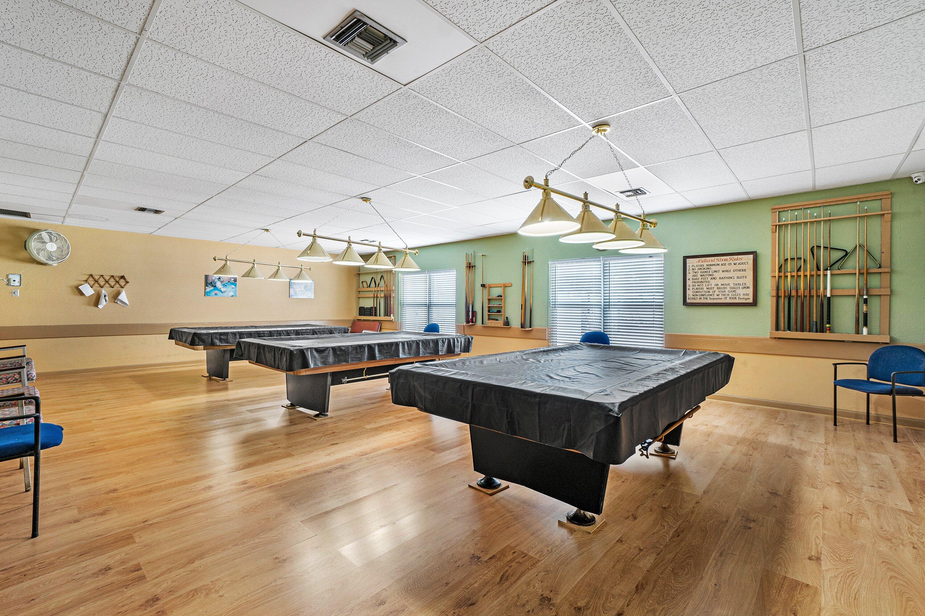 CRESTHAVEN VILLAS CONDO - Residential