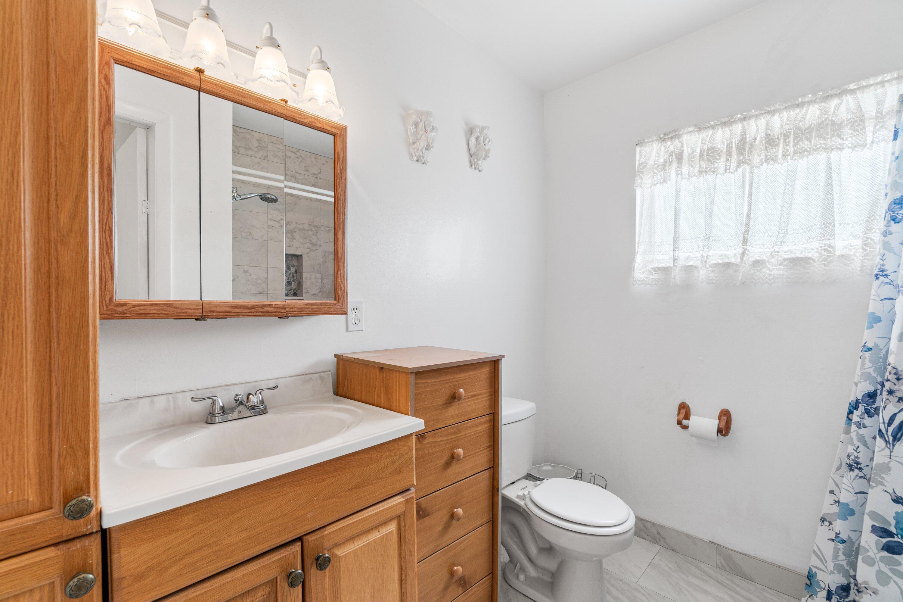 CRESTHAVEN VILLAS CONDO - Residential