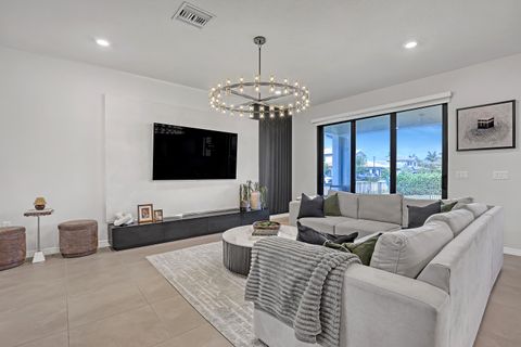 Tiny photo for 4740 Chantilly Rd, Lake Worth, FL 33467 (MLS # B26016808)
