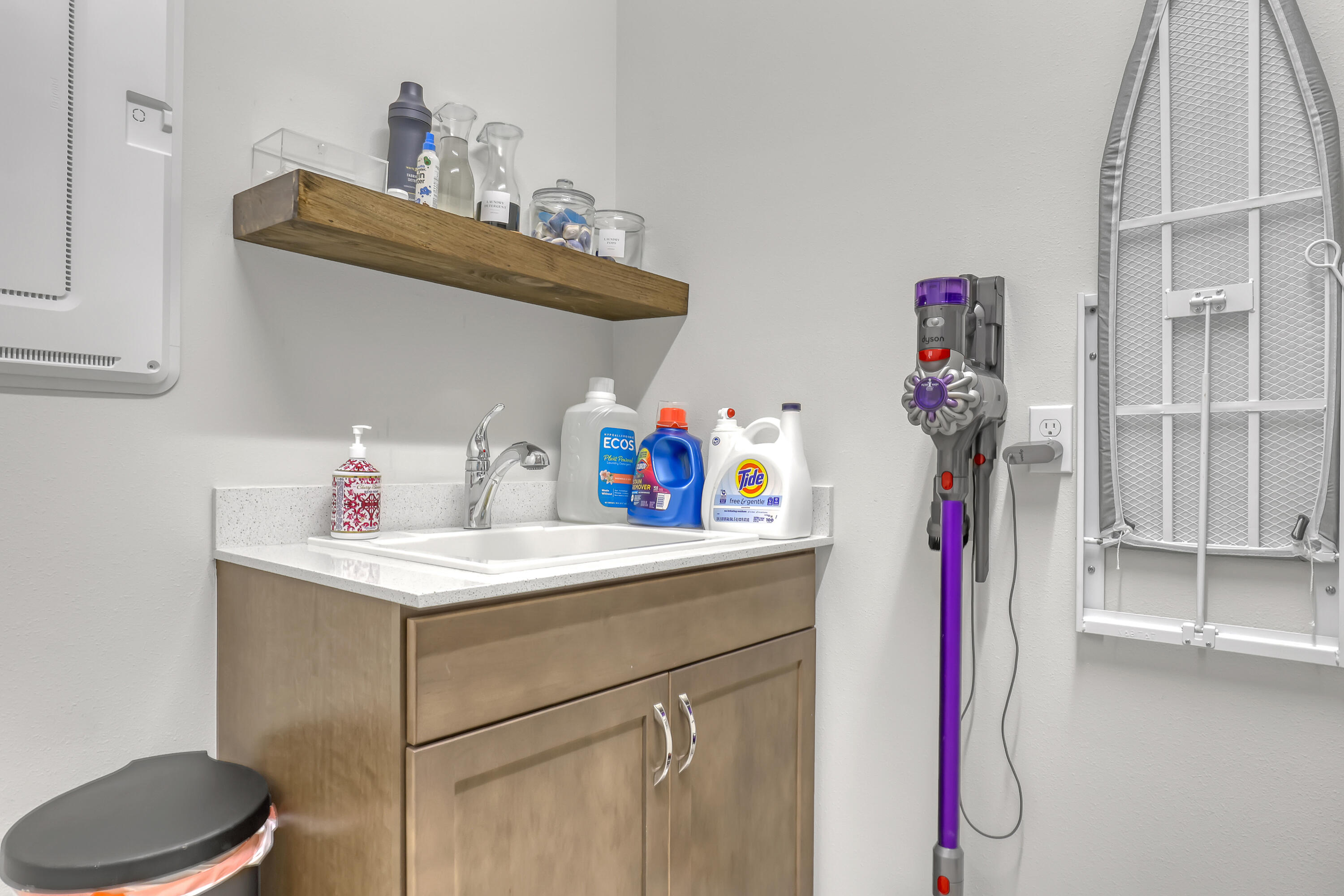 FIELDS AT GULFSTREAM POLO PUD PLAT SIX REPLAT - Residential