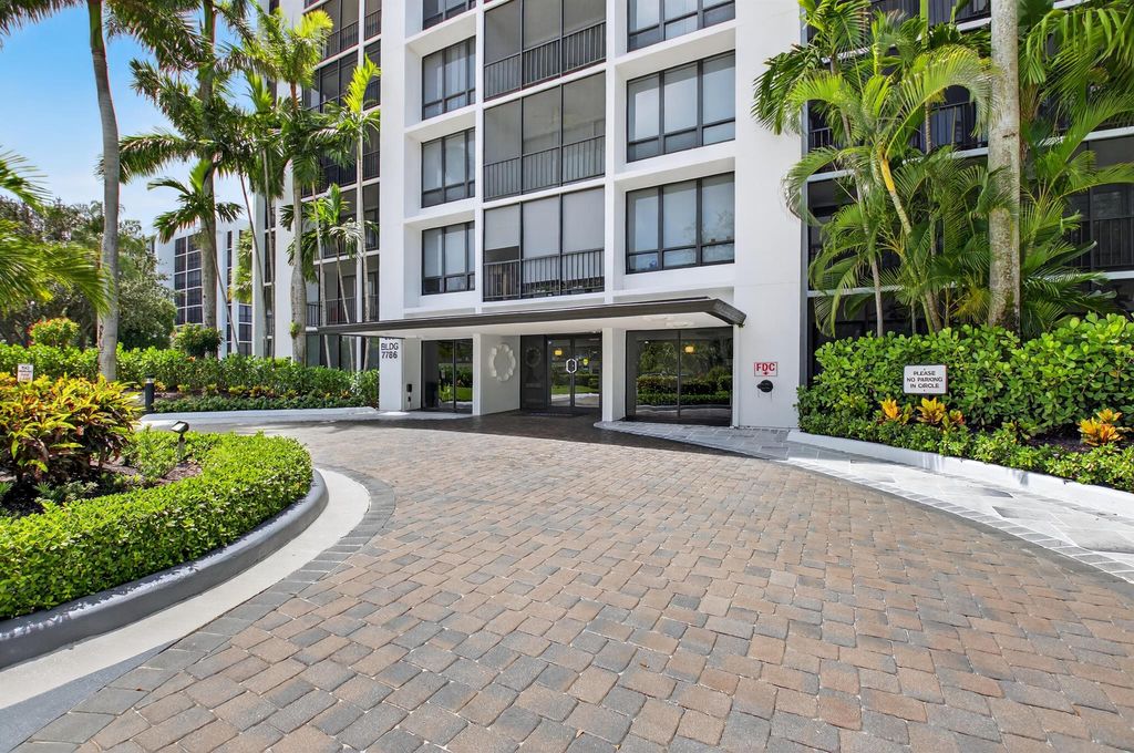 Photo of 7786 Lakeside Boulevard #642, Boca Raton, FL 33434 (MLS # R11110533)