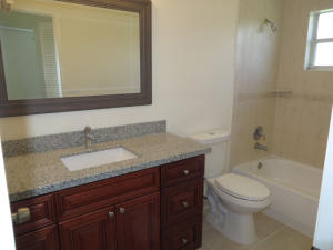 PINEWOOD EAST 2 OF WELLINGTON - Residential