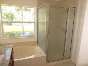 PINEWOOD EAST 2 OF WELLINGTON - Residential