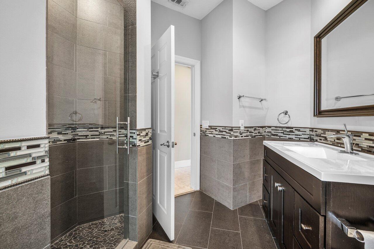 PGA RESORT COMMUNITY OF P - Residential Lease