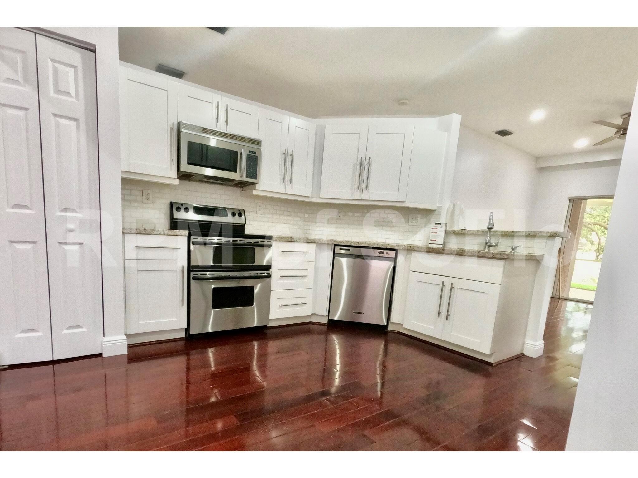 SAPPHIRE SHORES-SAPPHIRE - Residential Lease