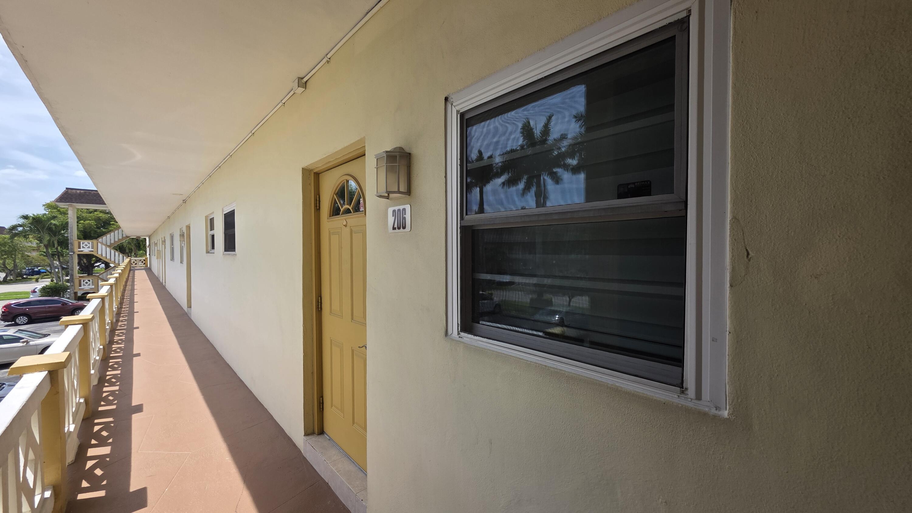 OLEANDER GARDENS CONDO - Residential