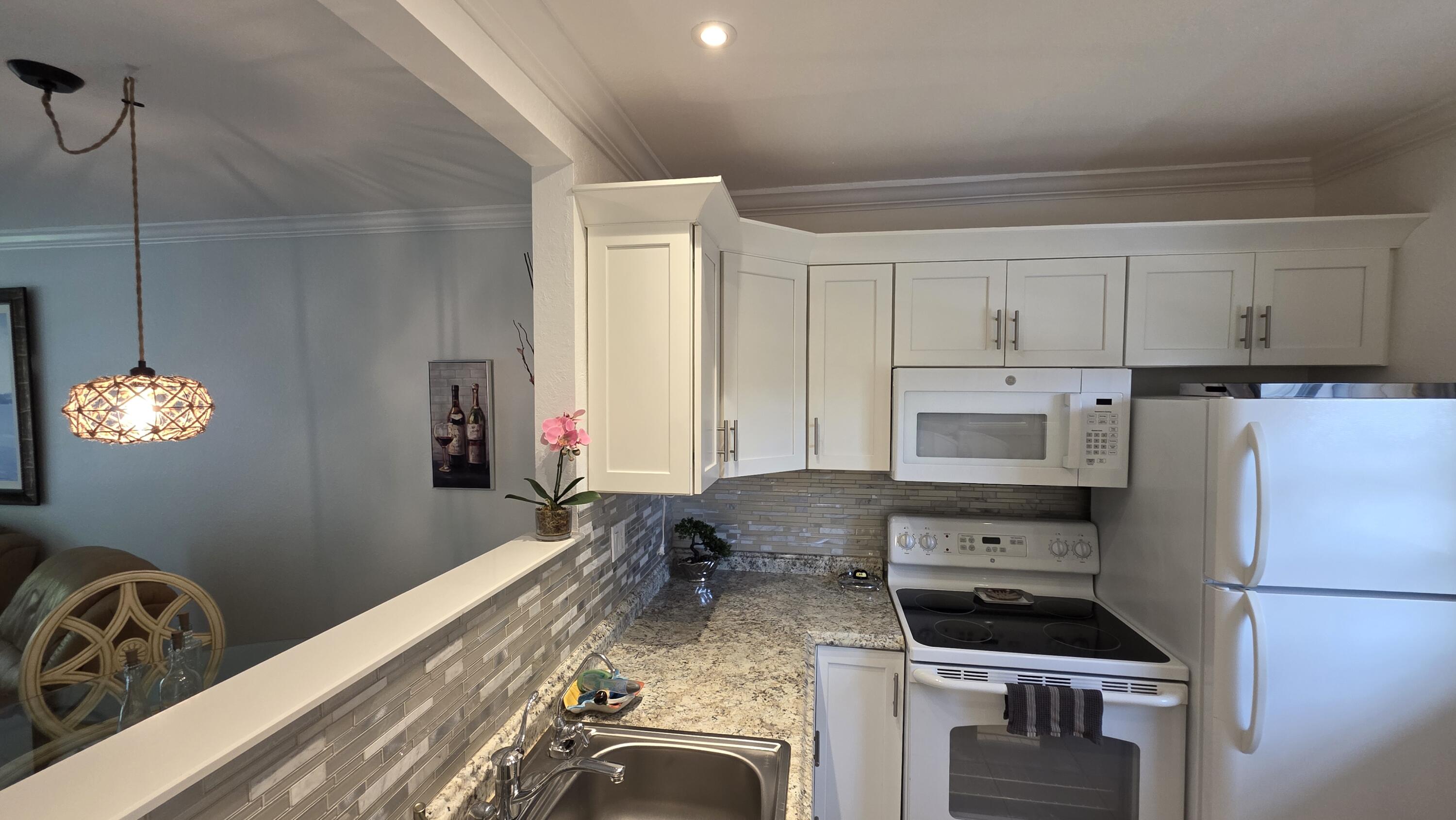 5161 W Oakland Park Boulevard 206
