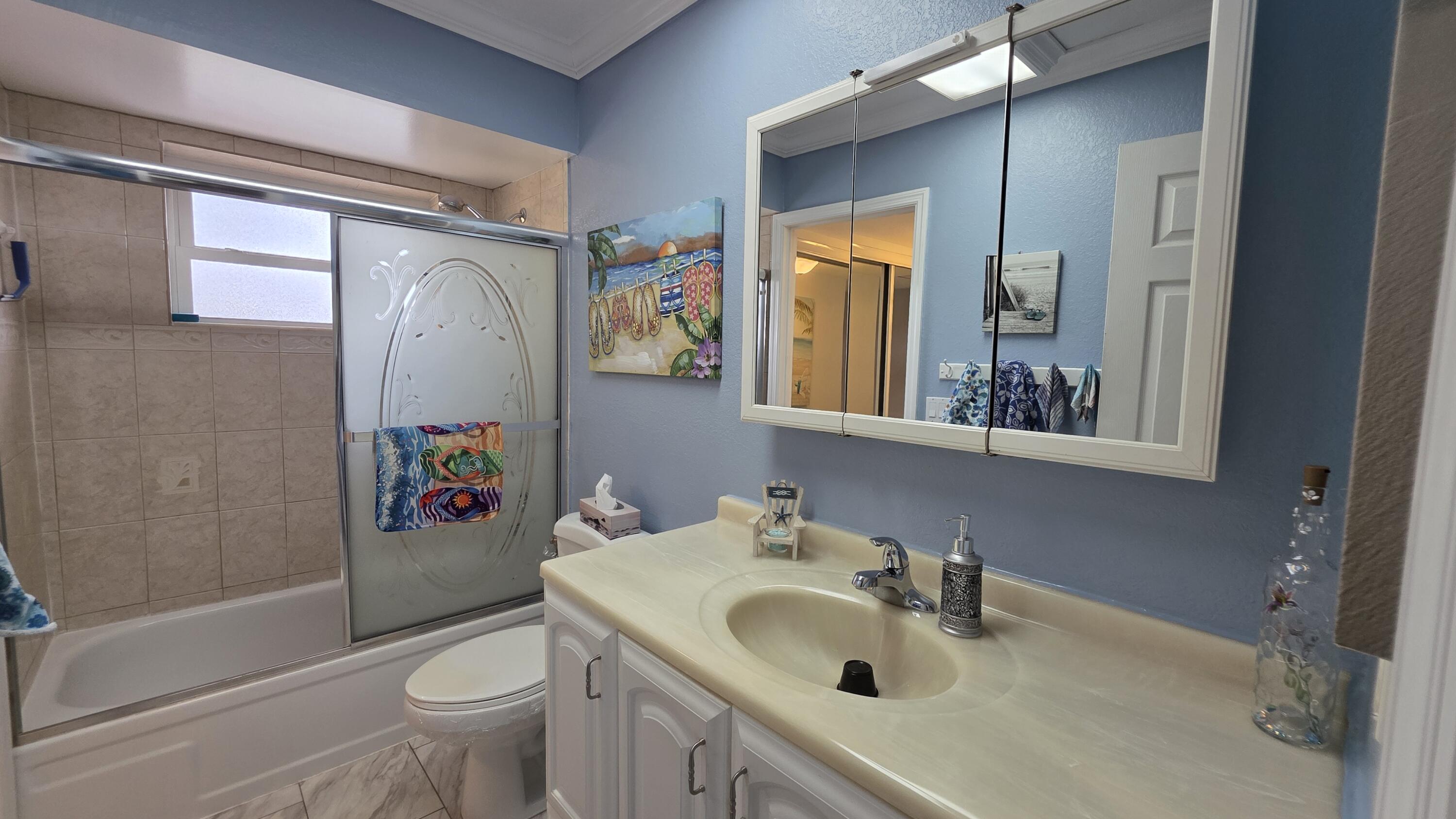OLEANDER GARDENS CONDO - Residential