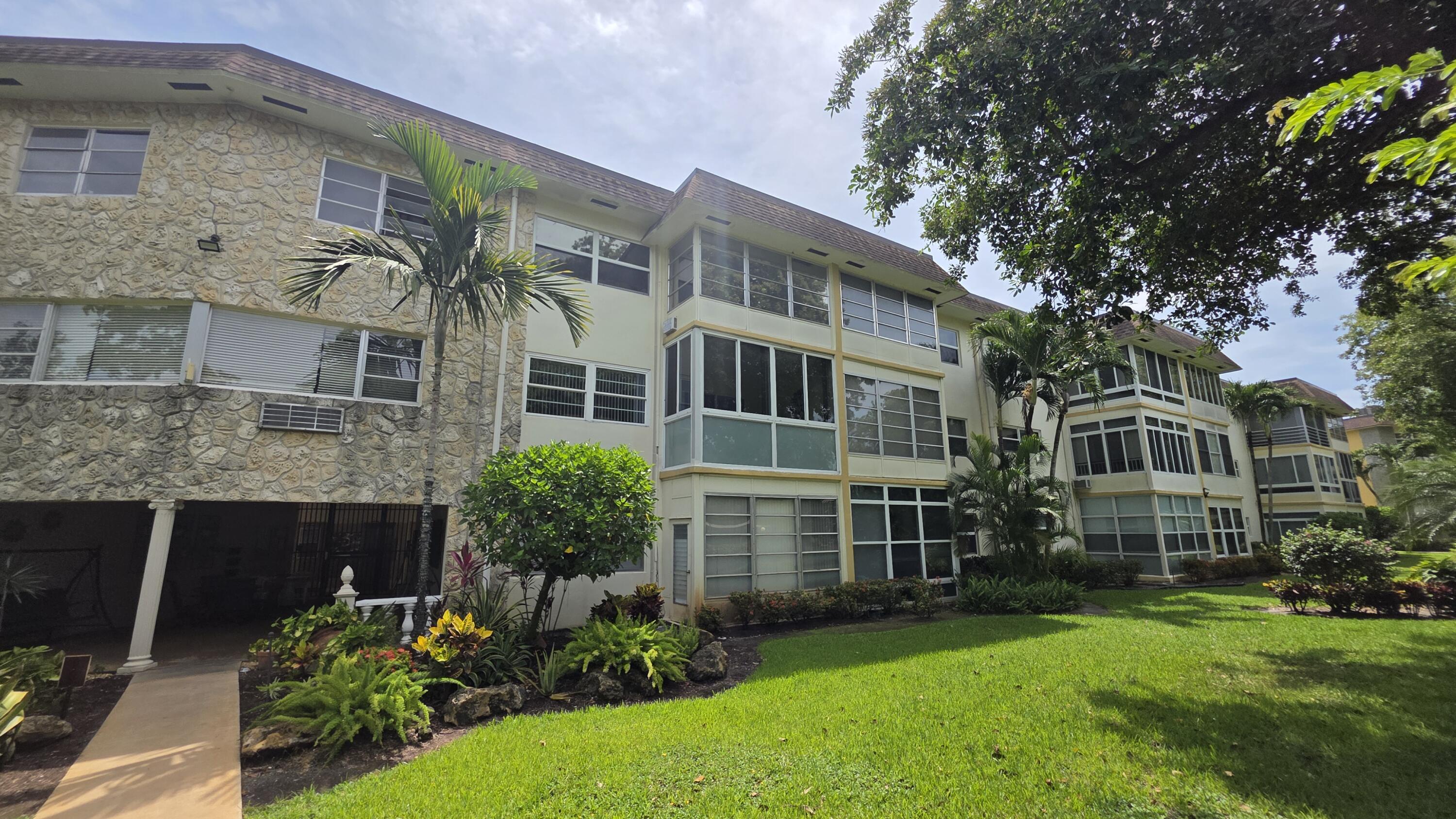 OLEANDER GARDENS CONDO - Residential